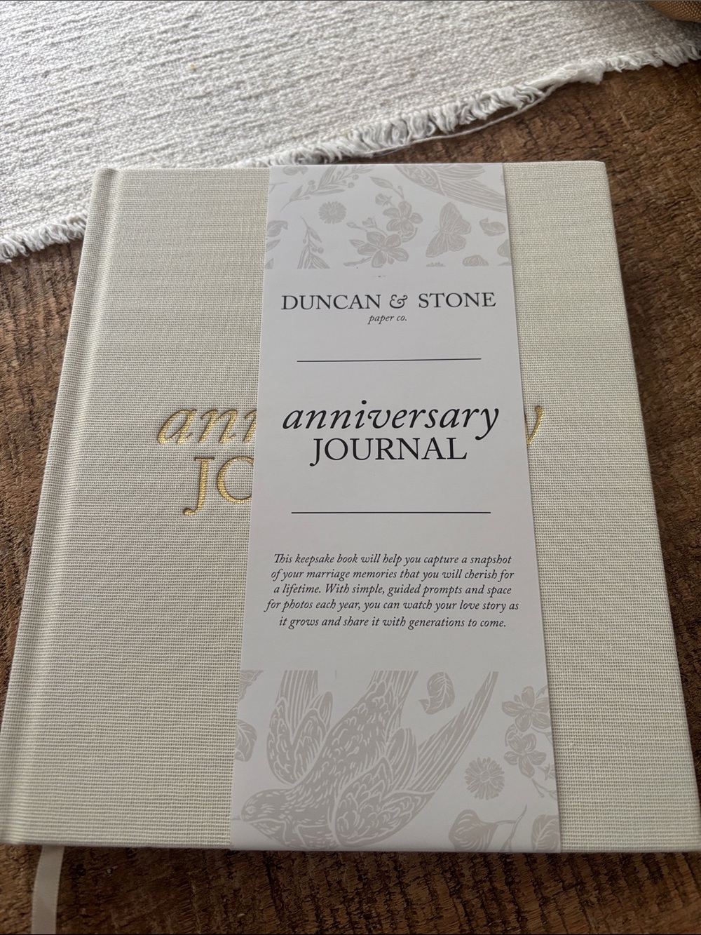 Duncan & Stone Linen Hardcover Journal - Cream with Gold Accent